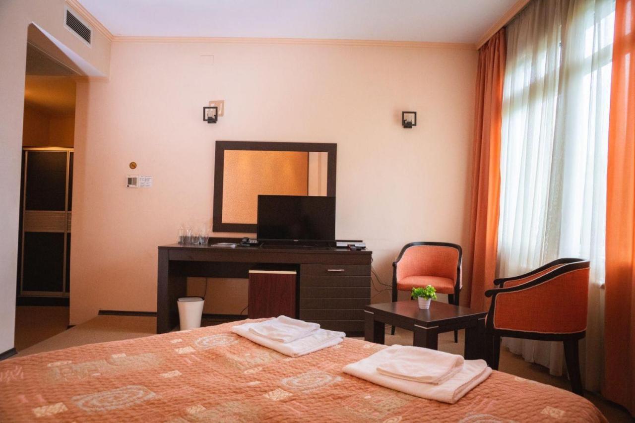 Hotel Ezeroto Stara Sagora Exterior foto